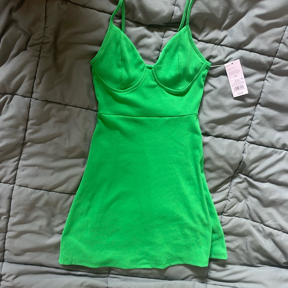 BRAND NEW green dress